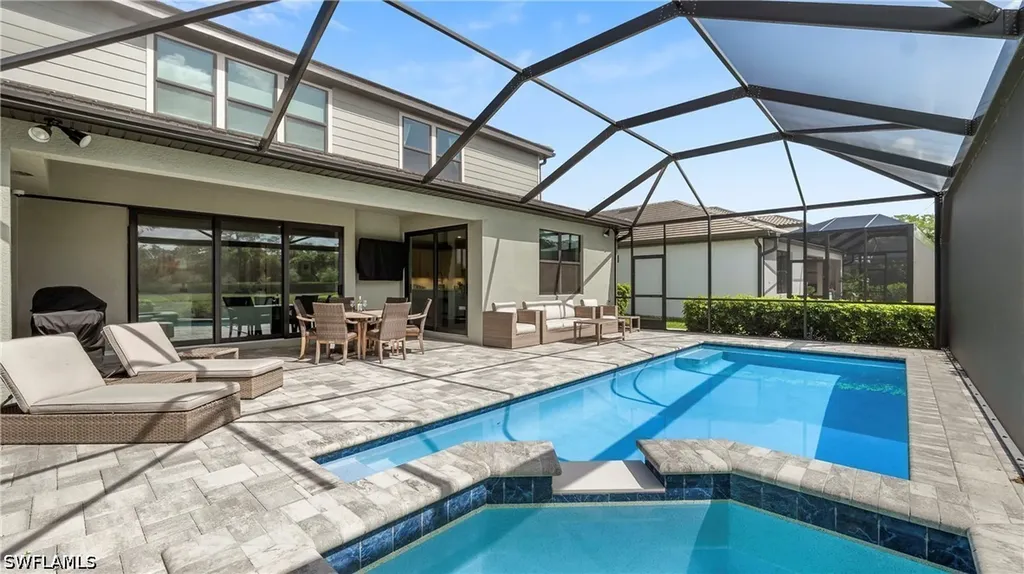 10428 Ventana Lane Naples FL 34120