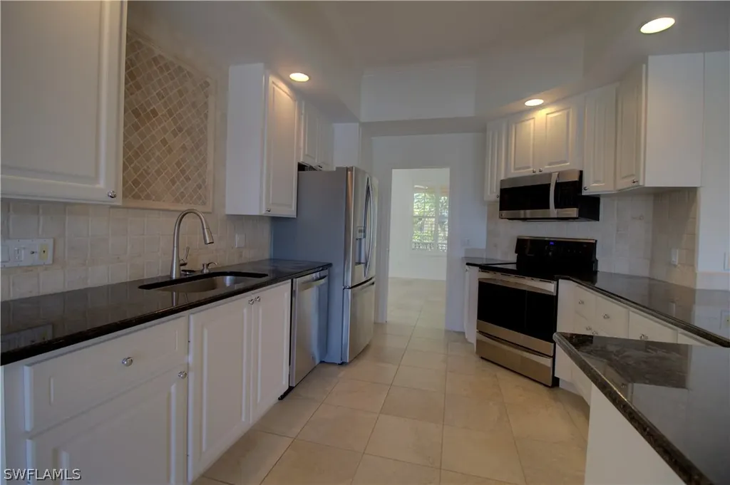 7681 Sicilia Court Naples FL 34114