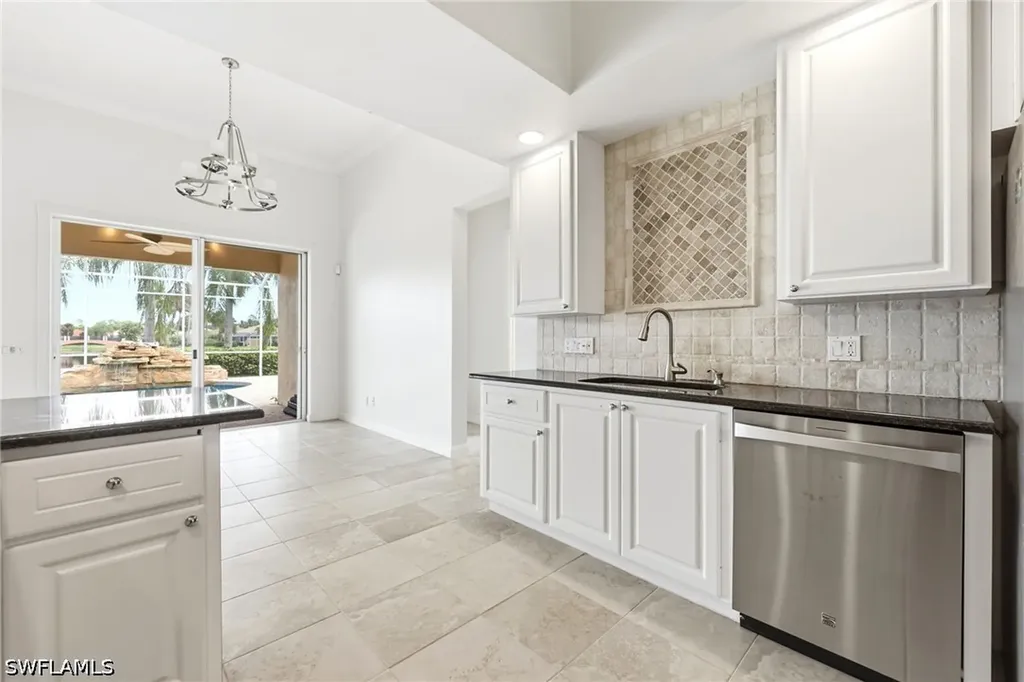 7681 Sicilia Court Naples FL 34114