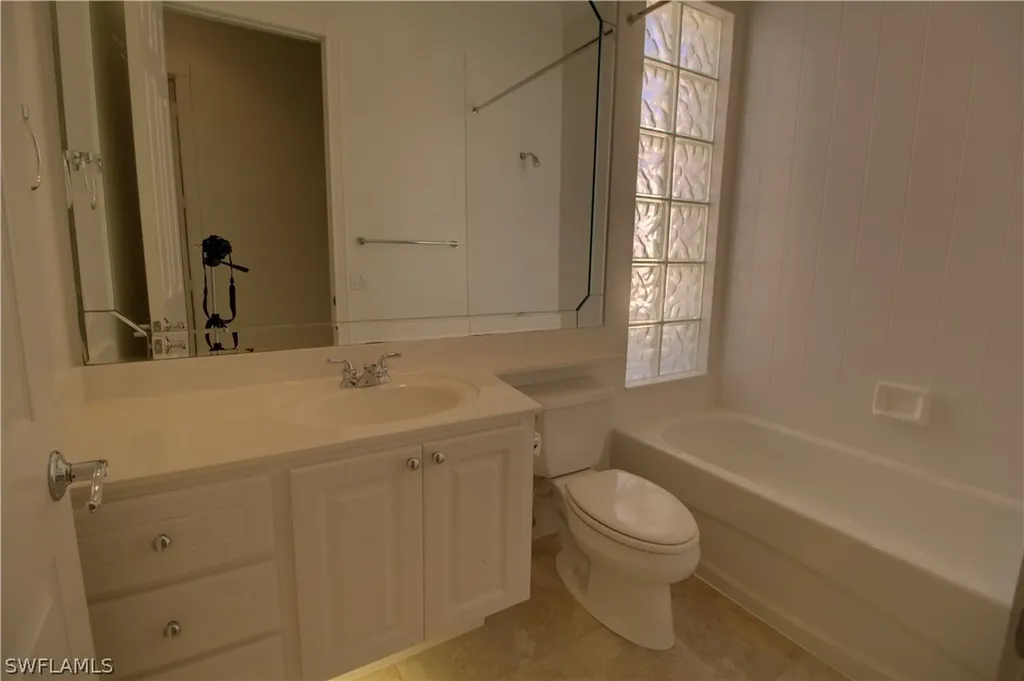 7681 Sicilia Court Naples FL 34114