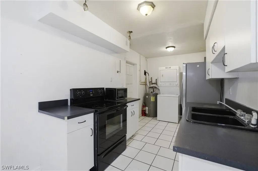 1154 Navajo Avenue Lehigh Acres FL 33936
