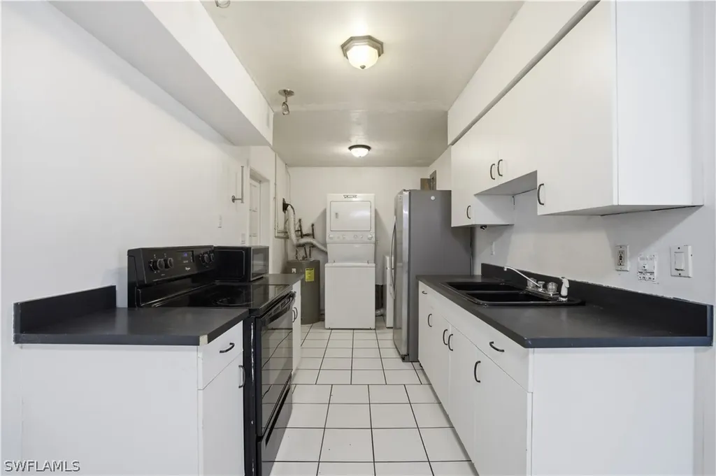 1154 Navajo Avenue Lehigh Acres FL 33936