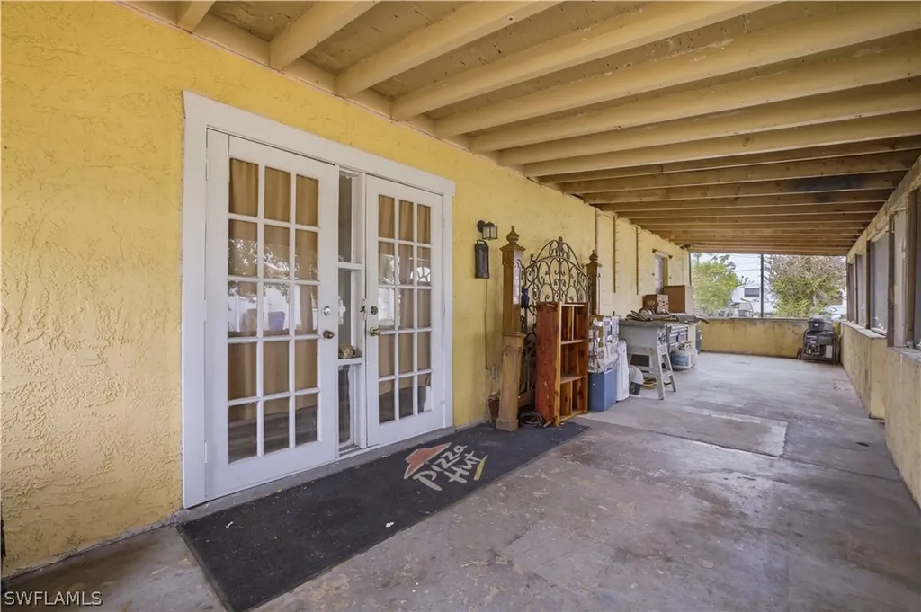 1154 Navajo Avenue Lehigh Acres FL 33936