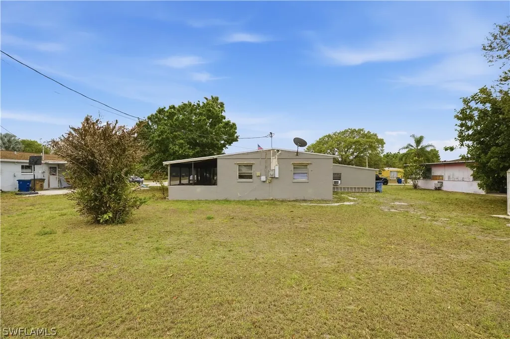 1154 Navajo Avenue Lehigh Acres FL 33936