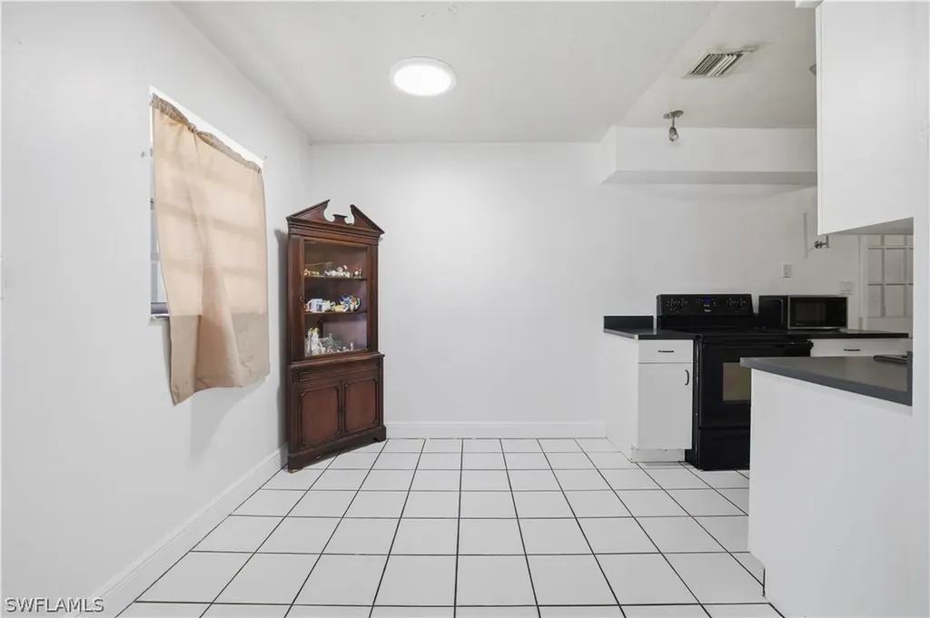 1154 Navajo Avenue Lehigh Acres FL 33936