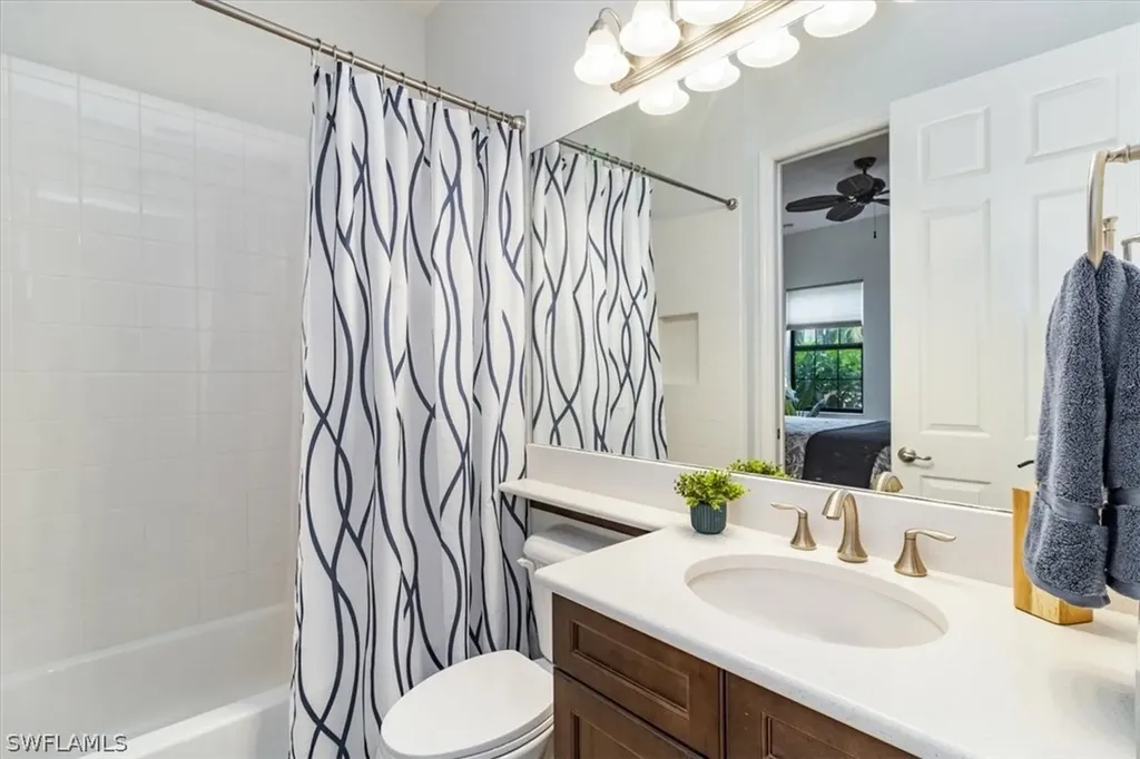 13441 Coronado Drive Naples FL 34109