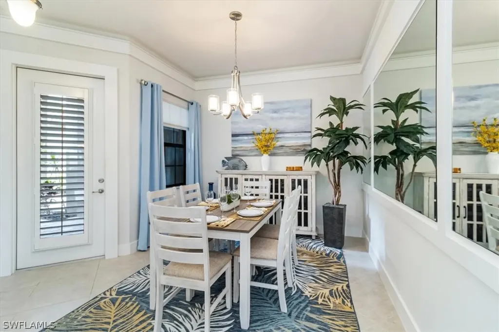 13441 Coronado Drive Naples FL 34109