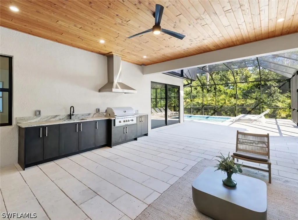 2721 Van Buren Avenue Naples FL 34112