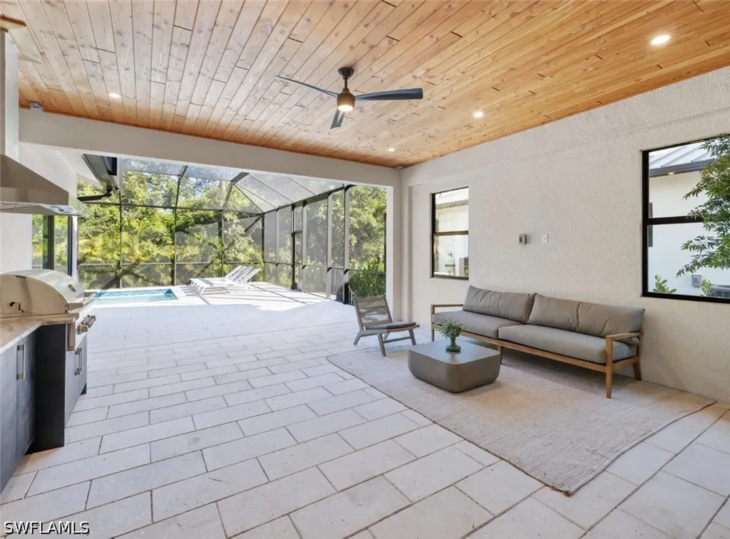 2721 Van Buren Avenue Naples FL 34112