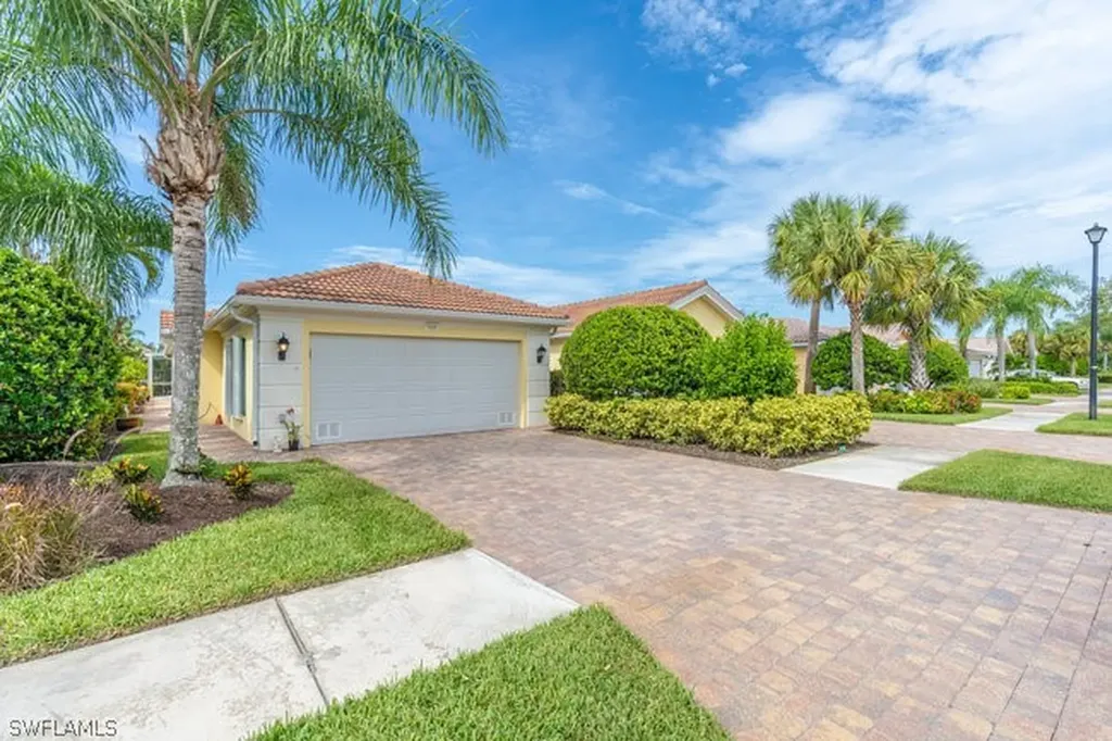 7630 Novara Court Naples FL 34114