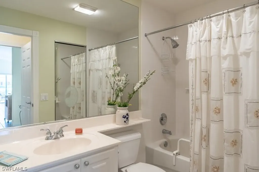 7630 Novara Court Naples FL 34114