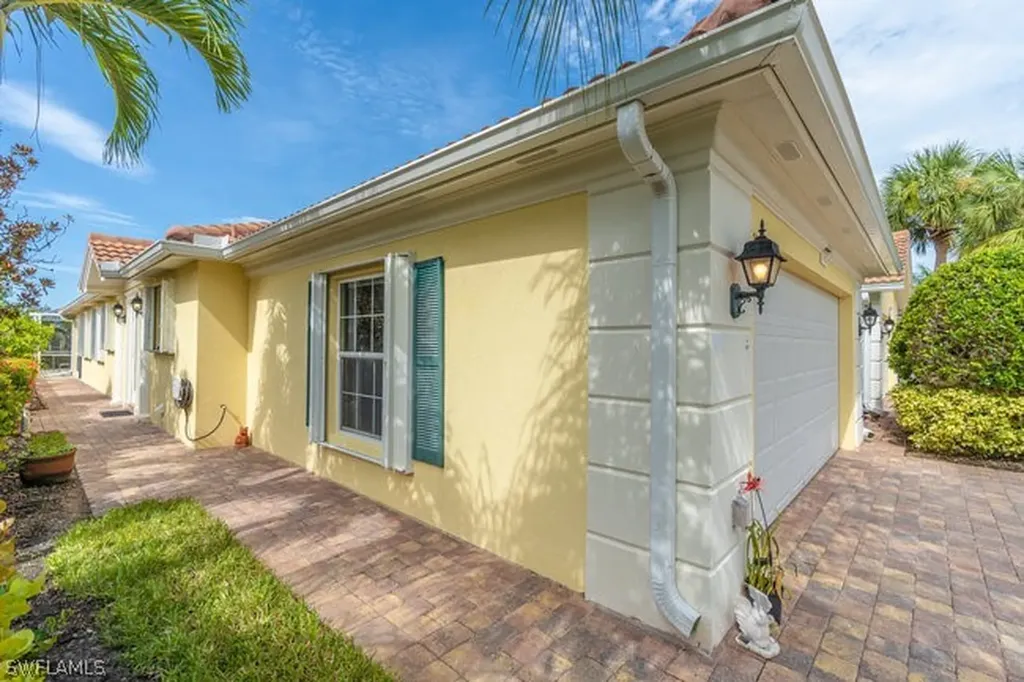7630 Novara Court Naples FL 34114