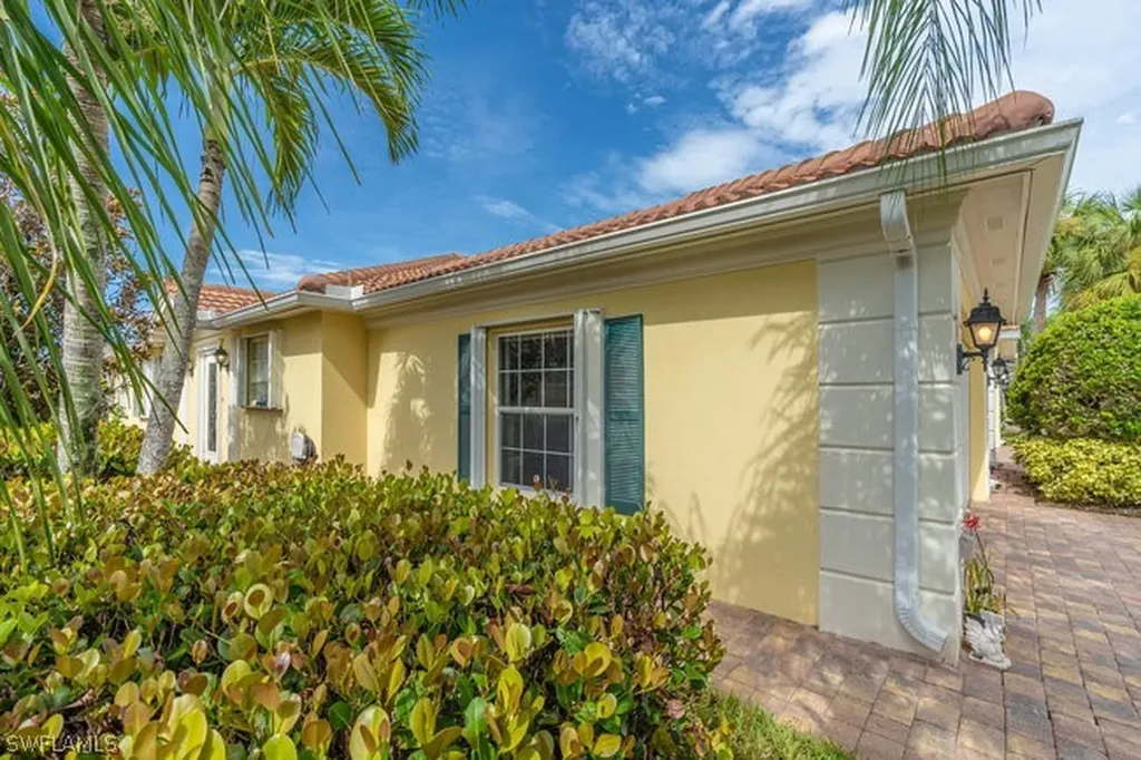 7630 Novara Court Naples FL 34114