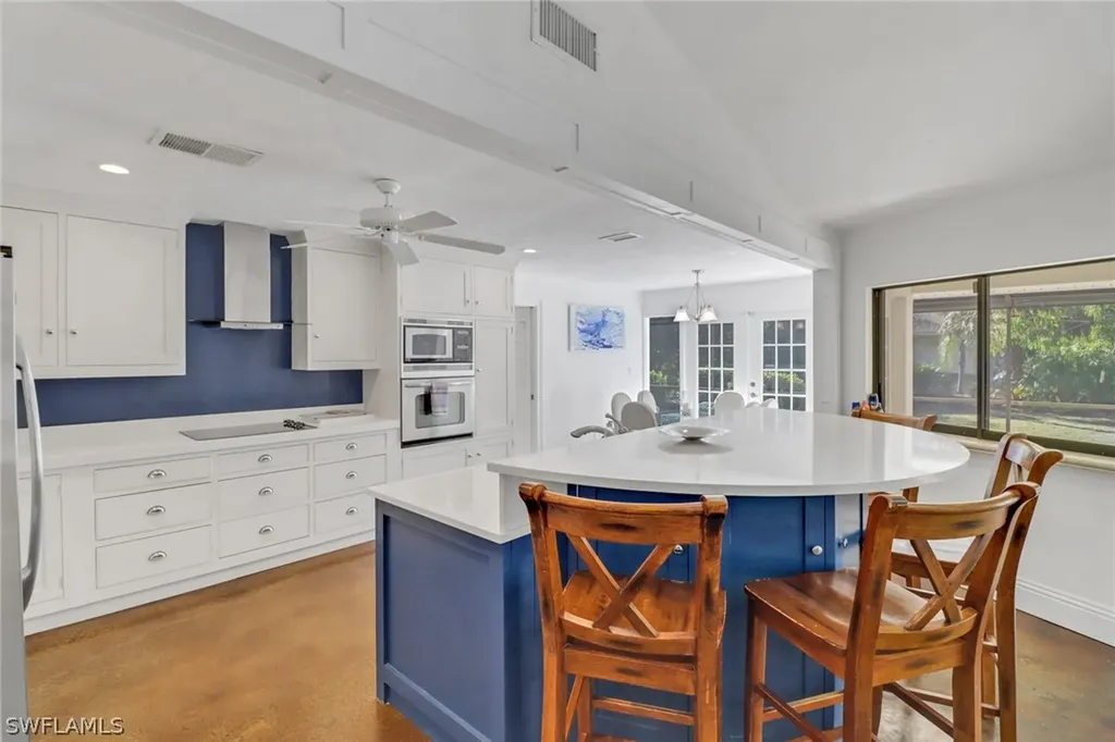 2293 Royal Lane Naples FL 34112