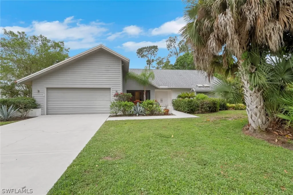 2293 Royal Lane Naples FL 34112