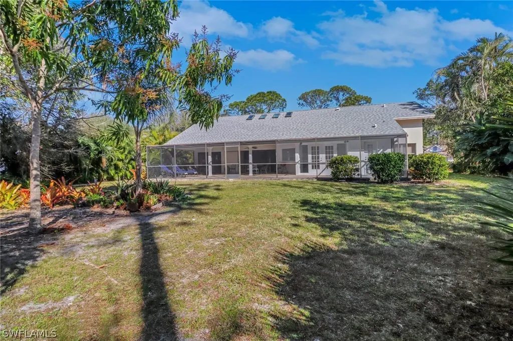 2293 Royal Lane Naples FL 34112