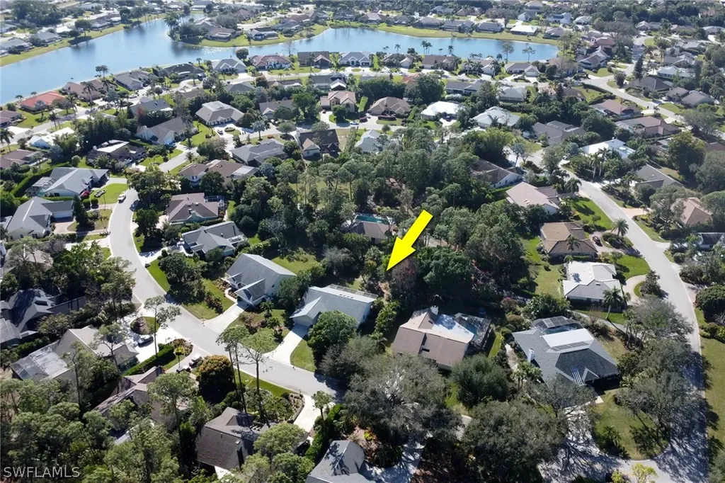 2293 Royal Lane Naples FL 34112