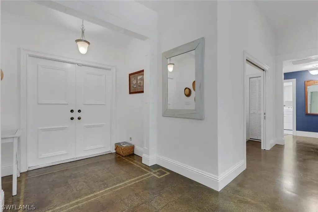 2293 Royal Lane Naples FL 34112