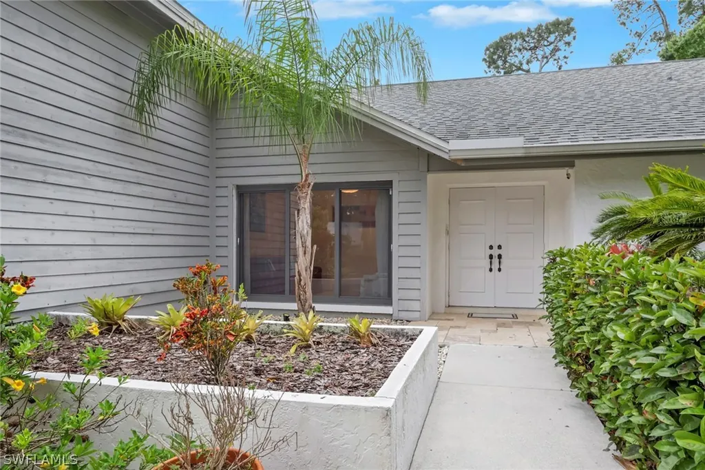2293 Royal Lane Naples FL 34112