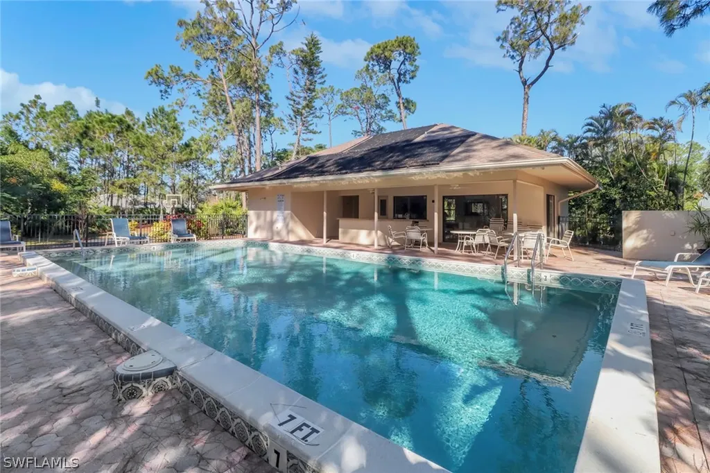 2293 Royal Lane Naples FL 34112