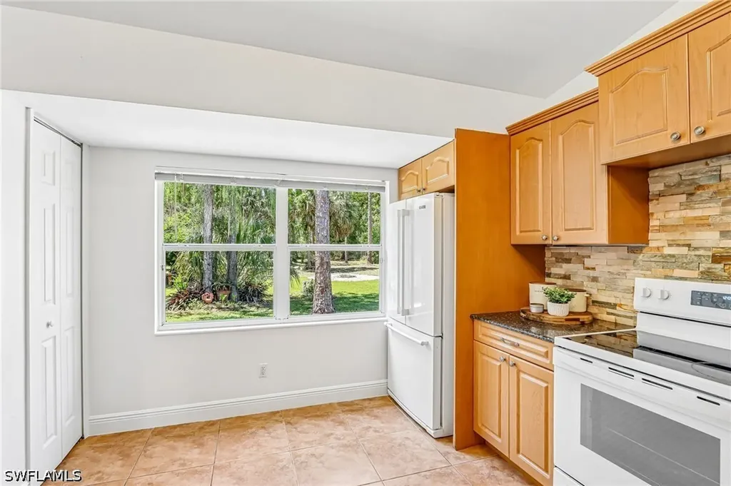 3360 2nd Avenue NE Naples FL 34120