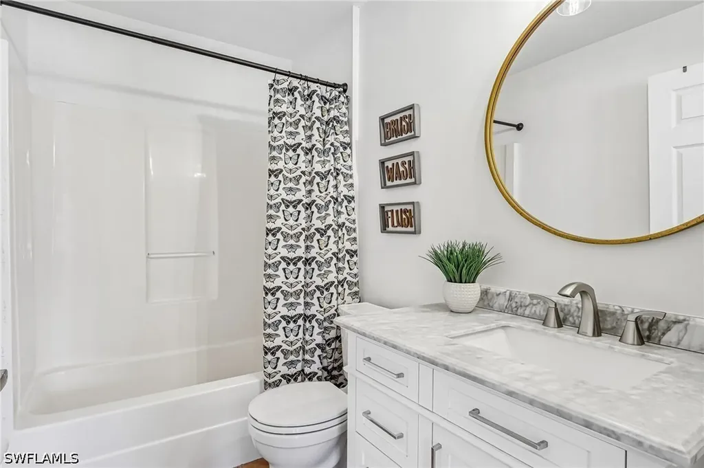 3360 2nd Avenue NE Naples FL 34120