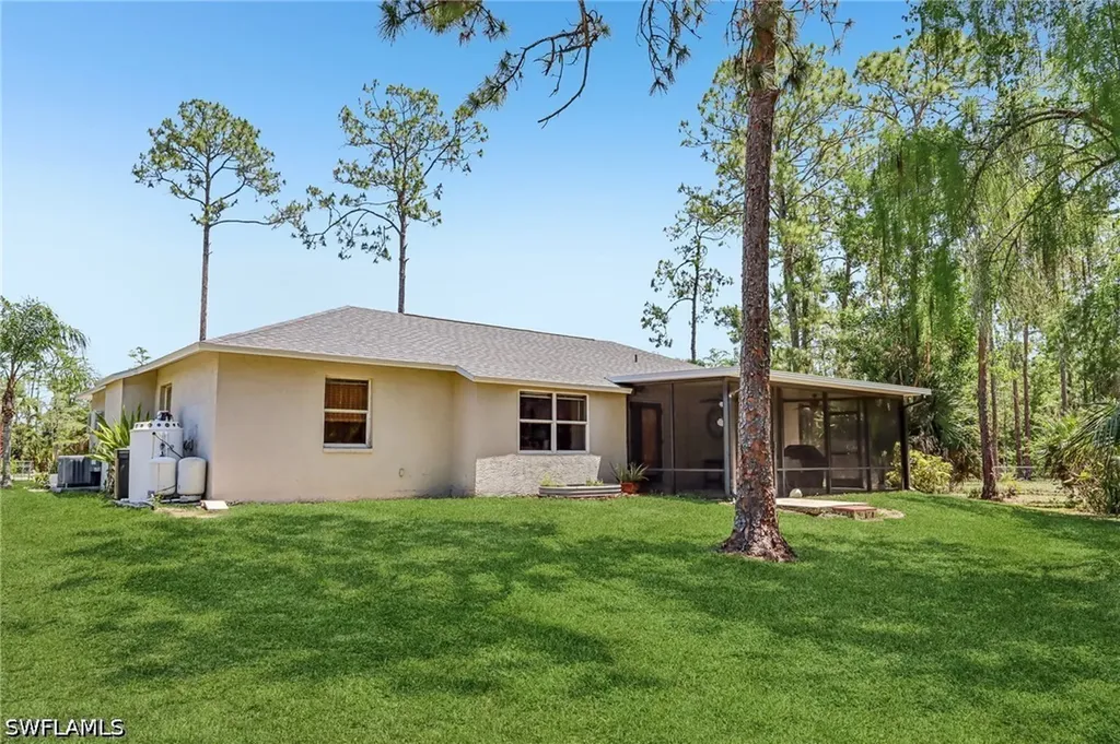 3360 2nd Avenue NE Naples FL 34120
