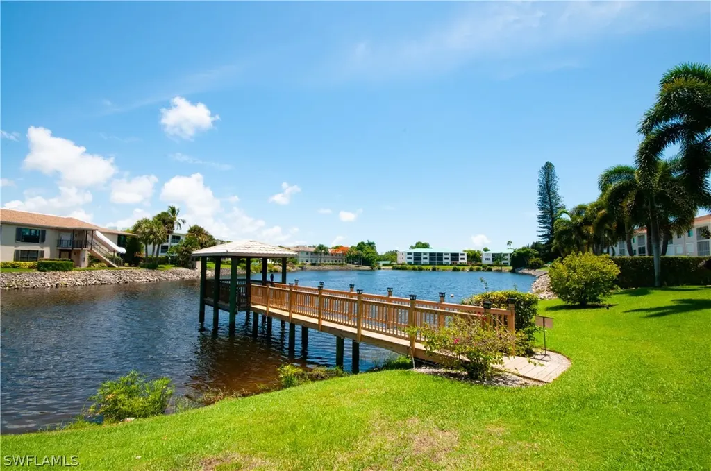 3150 Binnacle Drive SE Naples FL 34103
