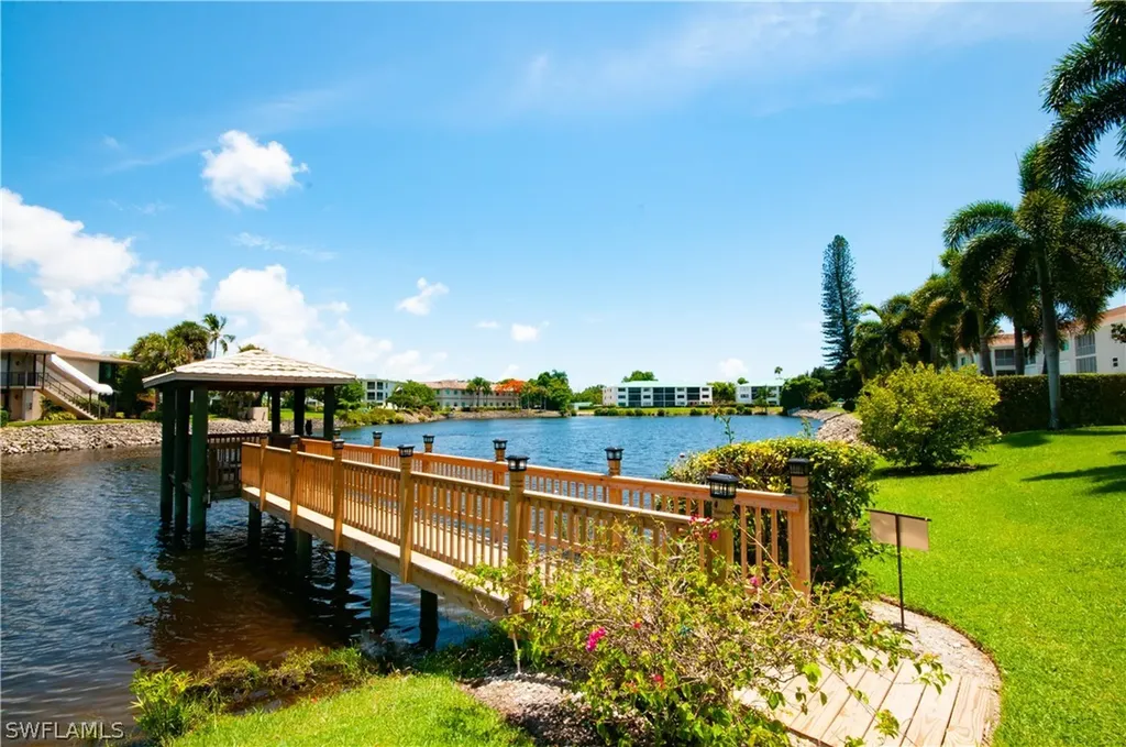 3150 Binnacle Drive SE Naples FL 34103