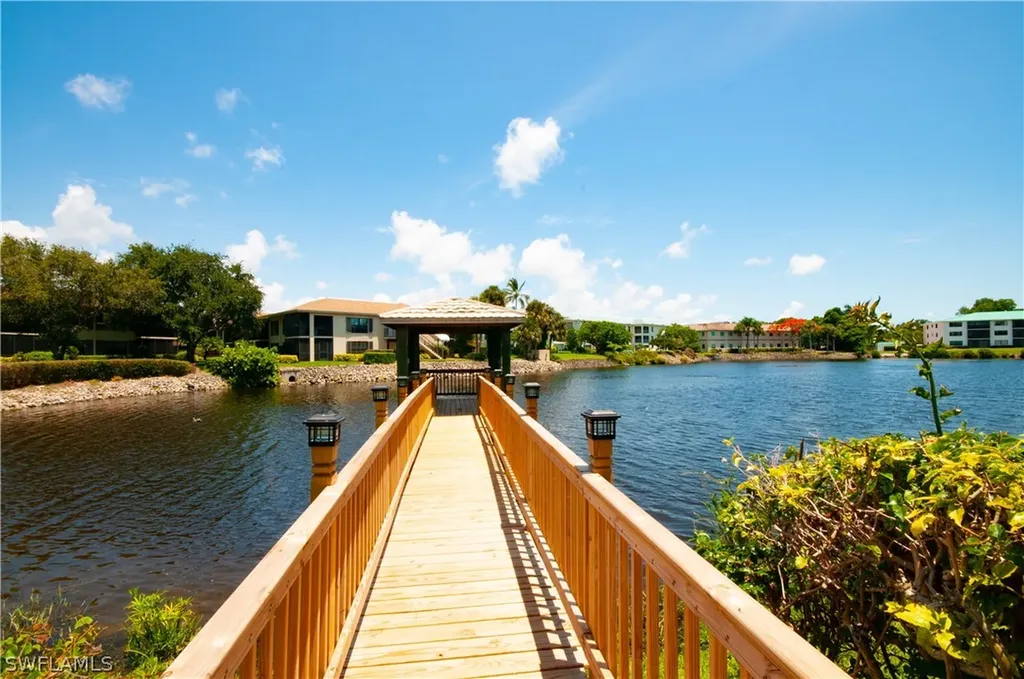 3150 Binnacle Drive SE Naples FL 34103