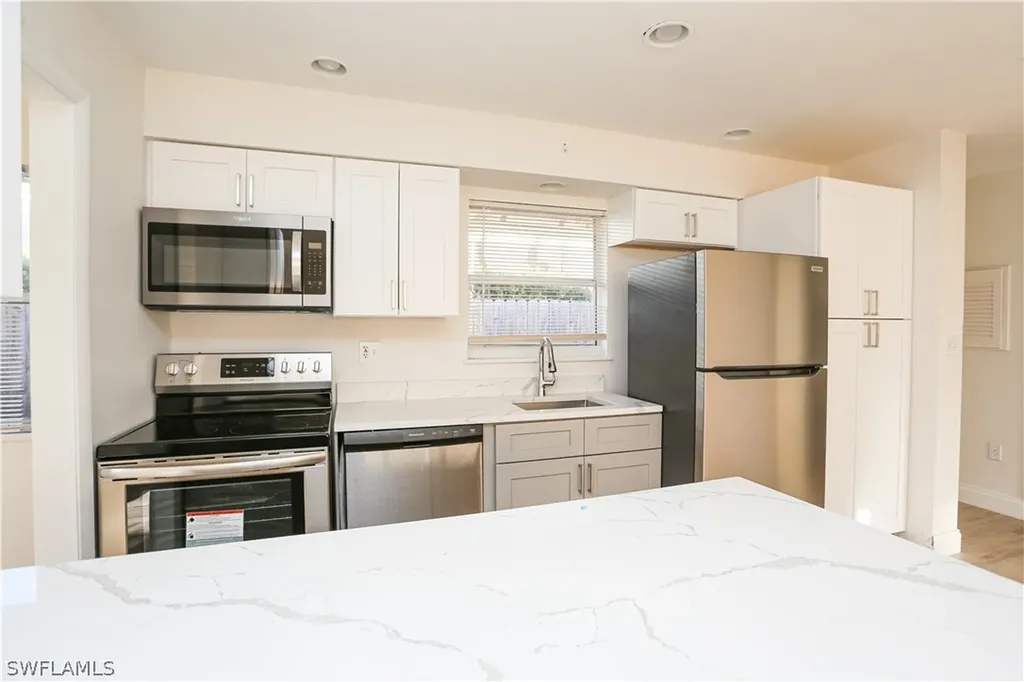 521 96th Avenue N Naples FL 34108