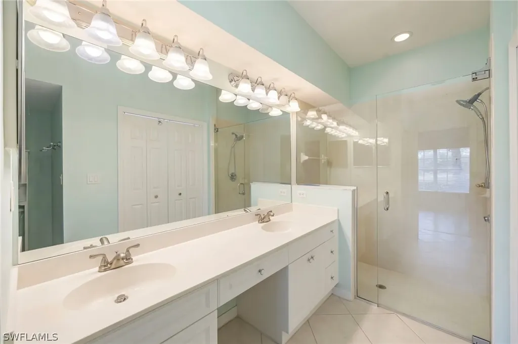 5605 Sherborn Drive Naples FL 34110