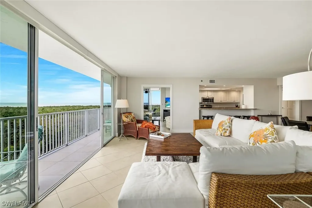 6361 Pelican Bay Boulevard Naples FL 34108