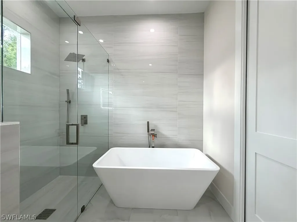3442 66th Avenue NE Naples FL 34120