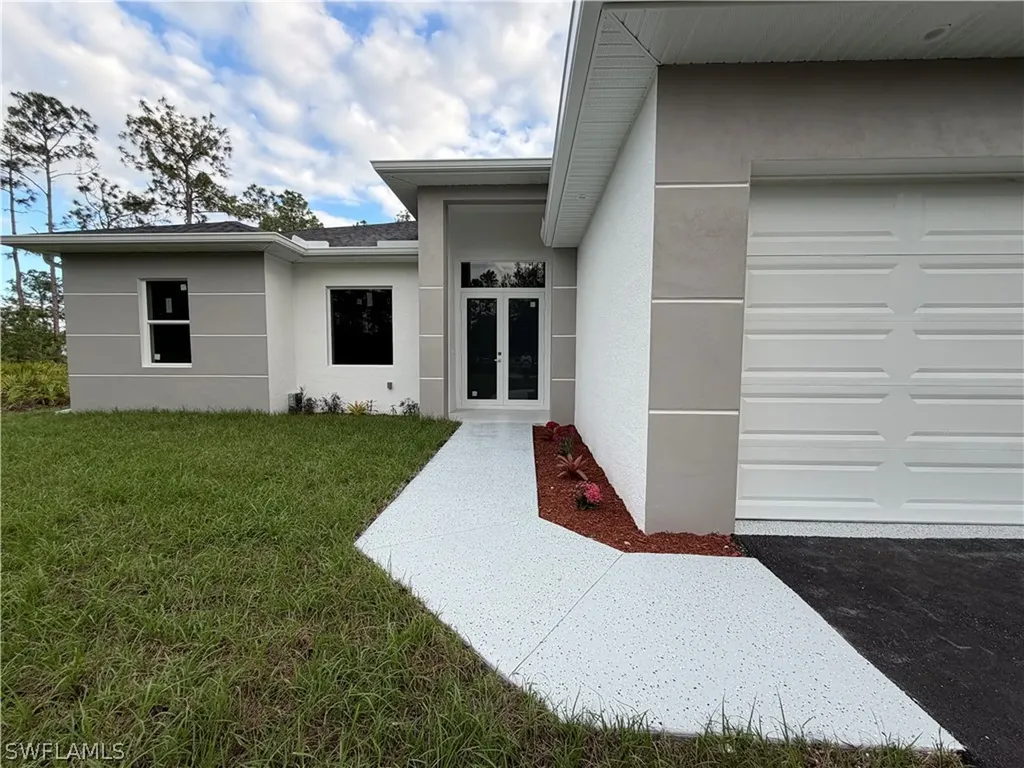 3442 66th Avenue NE Naples FL 34120