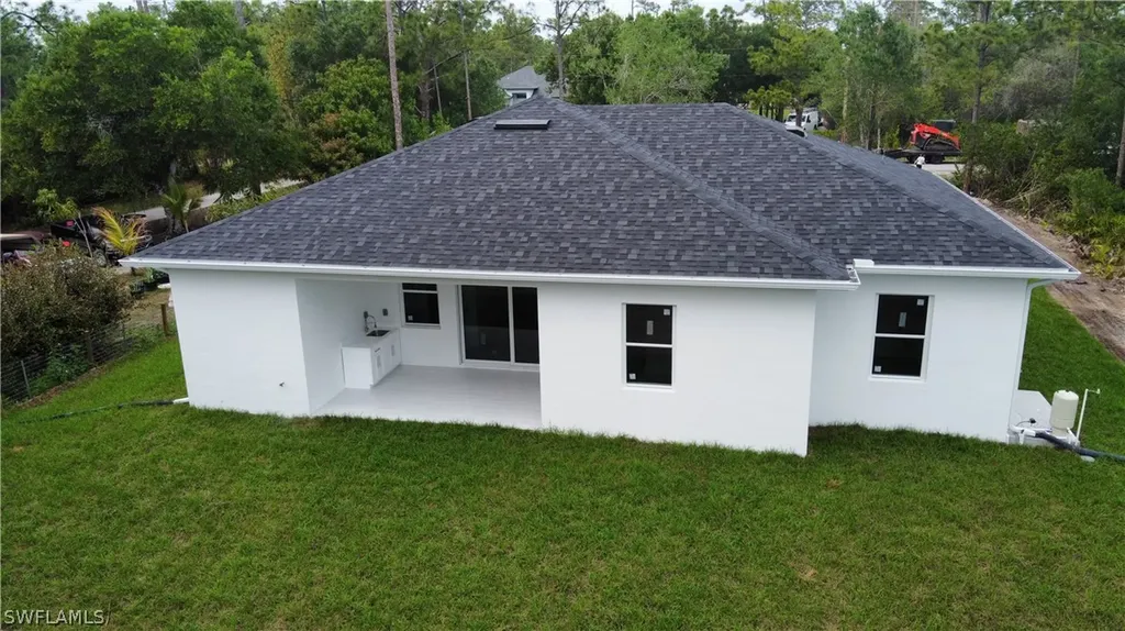 3442 66th Avenue NE Naples FL 34120