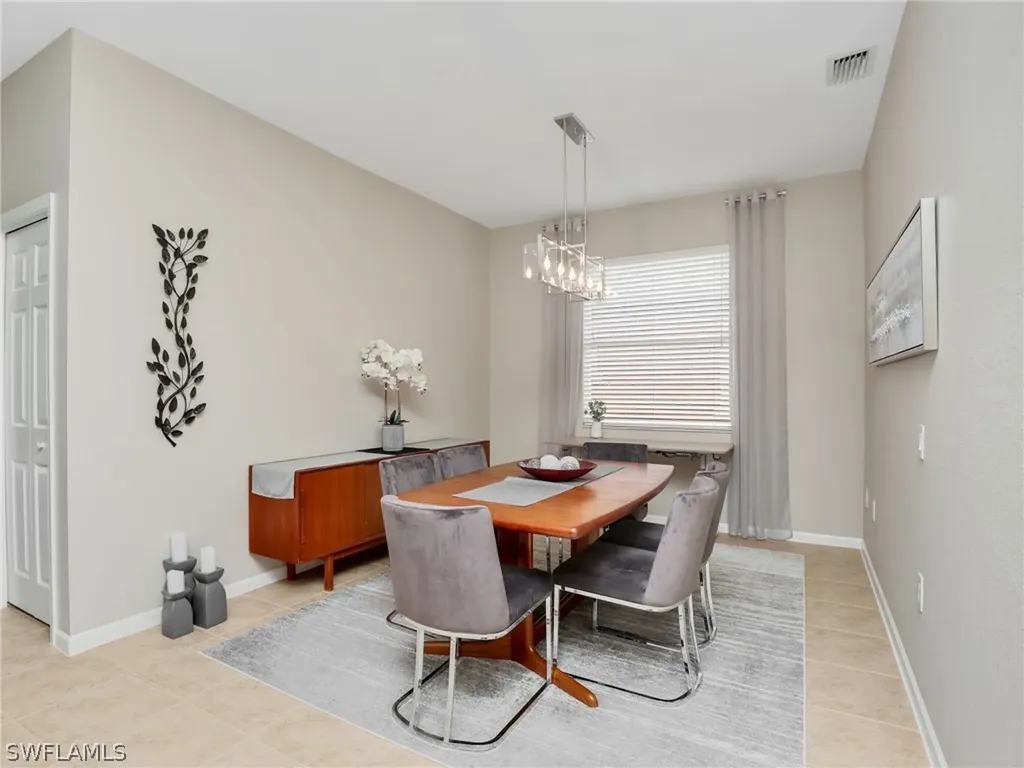 10025 Heather Lane Naples FL 34119