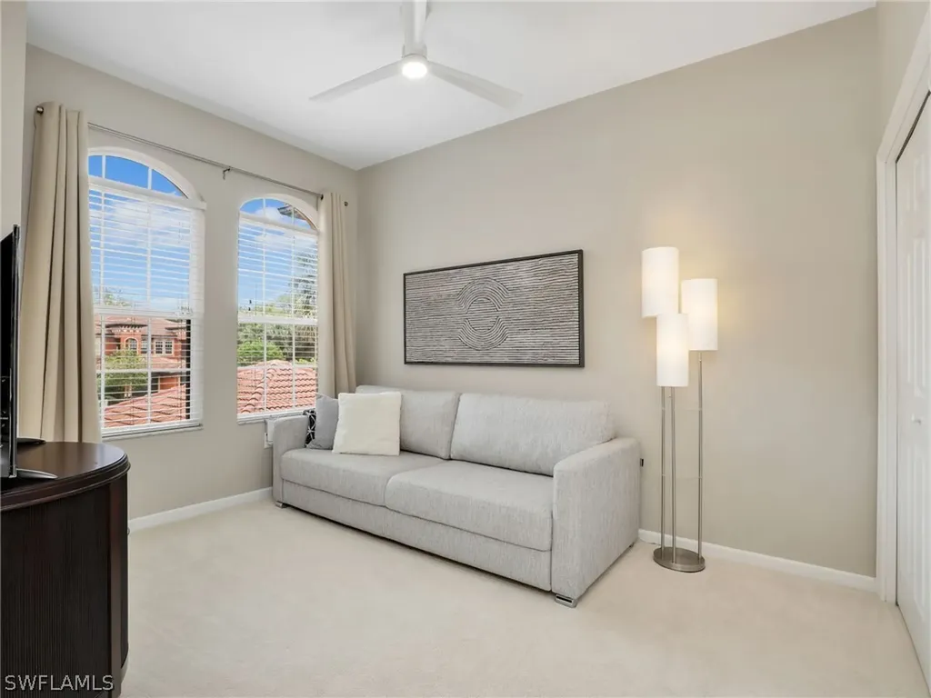 10025 Heather Lane Naples FL 34119