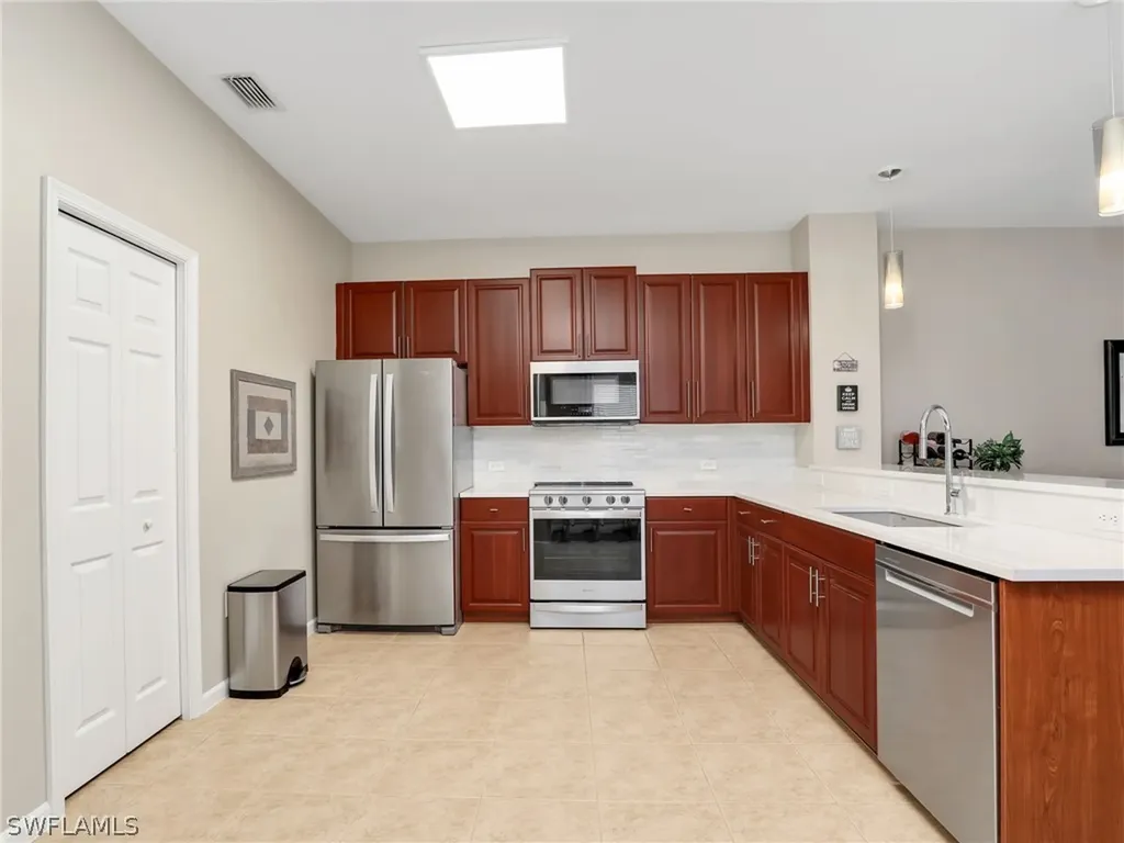 10025 Heather Lane Naples FL 34119