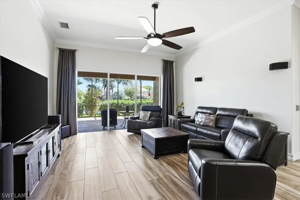 2050 Mandarin Lane Naples FL 34120