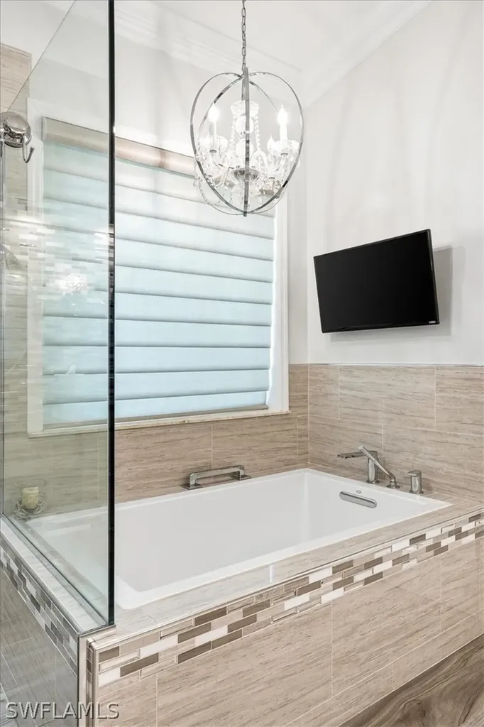2050 Mandarin Lane Naples FL 34120