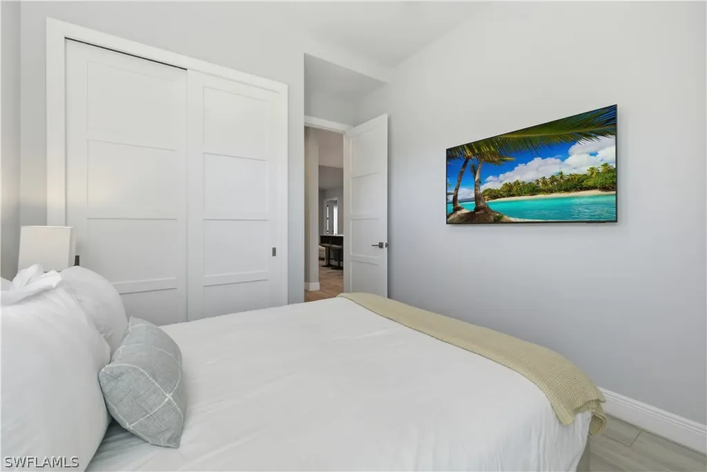 711 91st Avenue N Naples FL 34108
