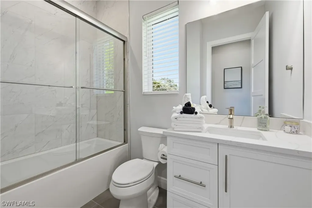 711 91st Avenue N Naples FL 34108