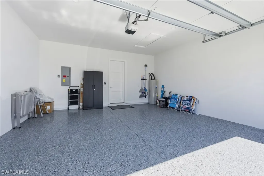 711 91st Avenue N Naples FL 34108