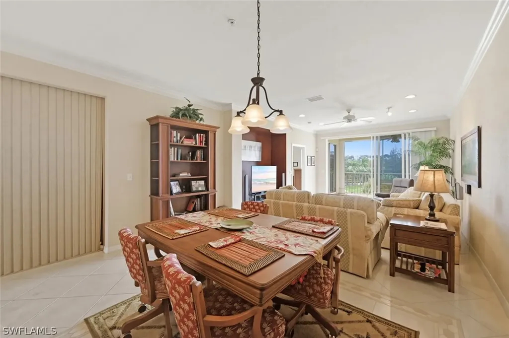4834 Hampshire Court Naples FL 34112