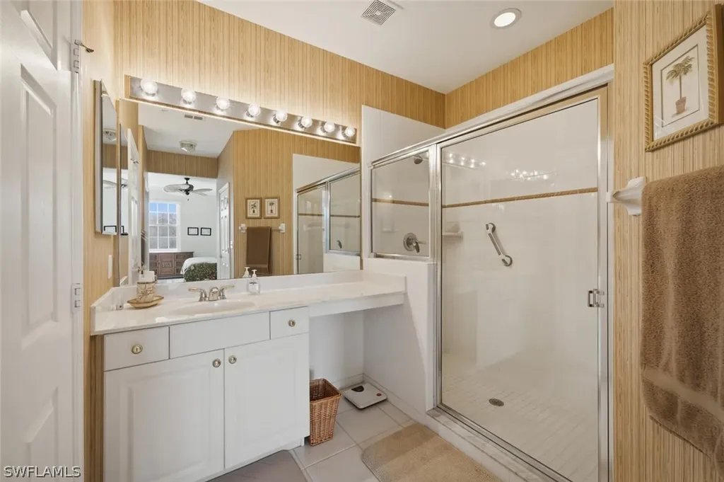 4834 Hampshire Court Naples FL 34112