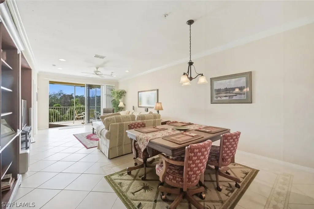 4834 Hampshire Court Naples FL 34112