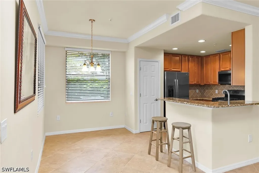3169 Aviamar Circle Naples FL 34114