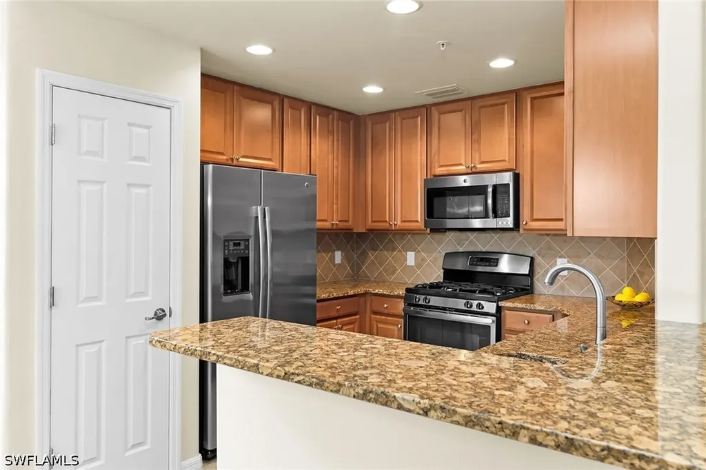 3169 Aviamar Circle Naples FL 34114