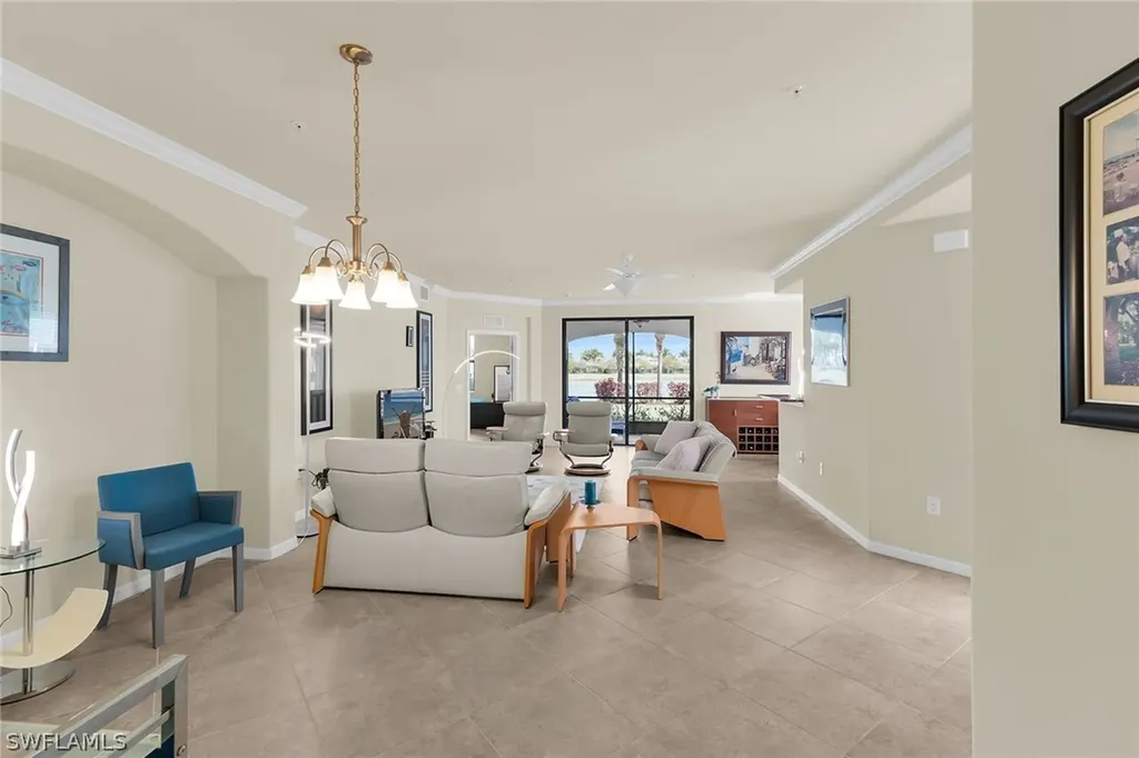3169 Aviamar Circle Naples FL 34114